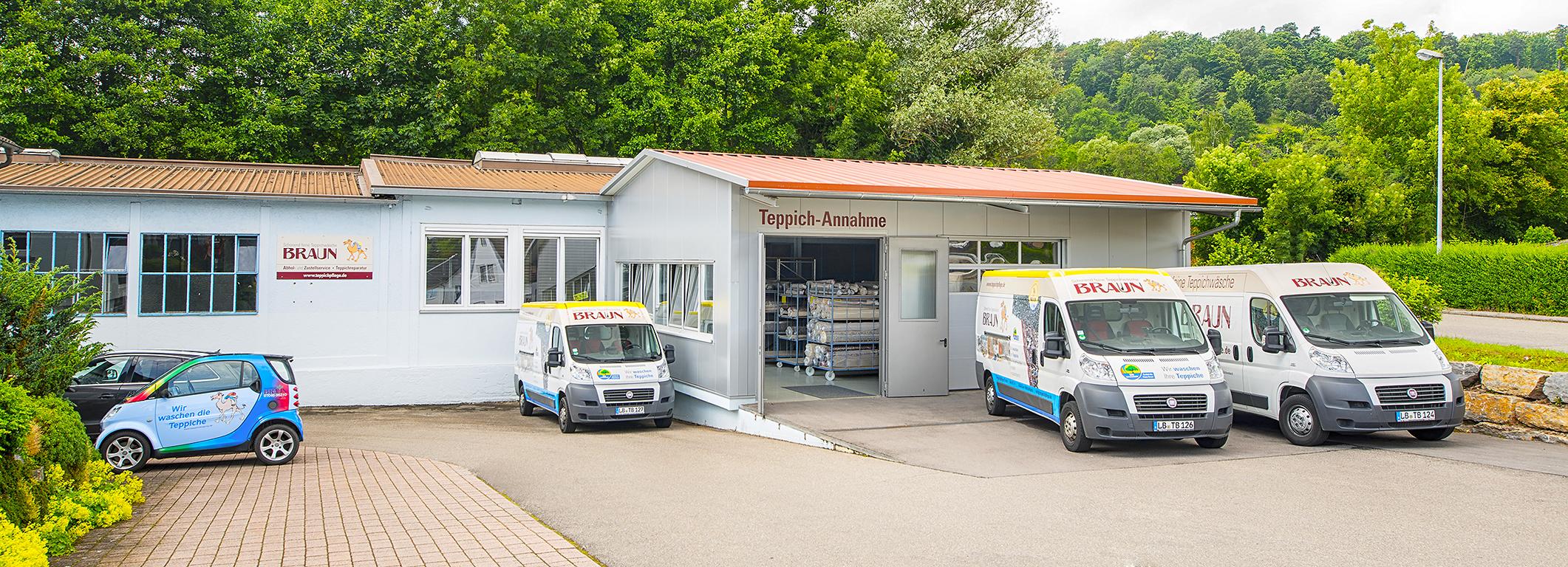 Teppichpflege Braun Gebäude von außen